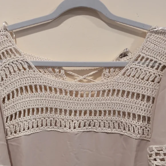 Umgee Cream Crochet Detail Top - Picture 5 of 9